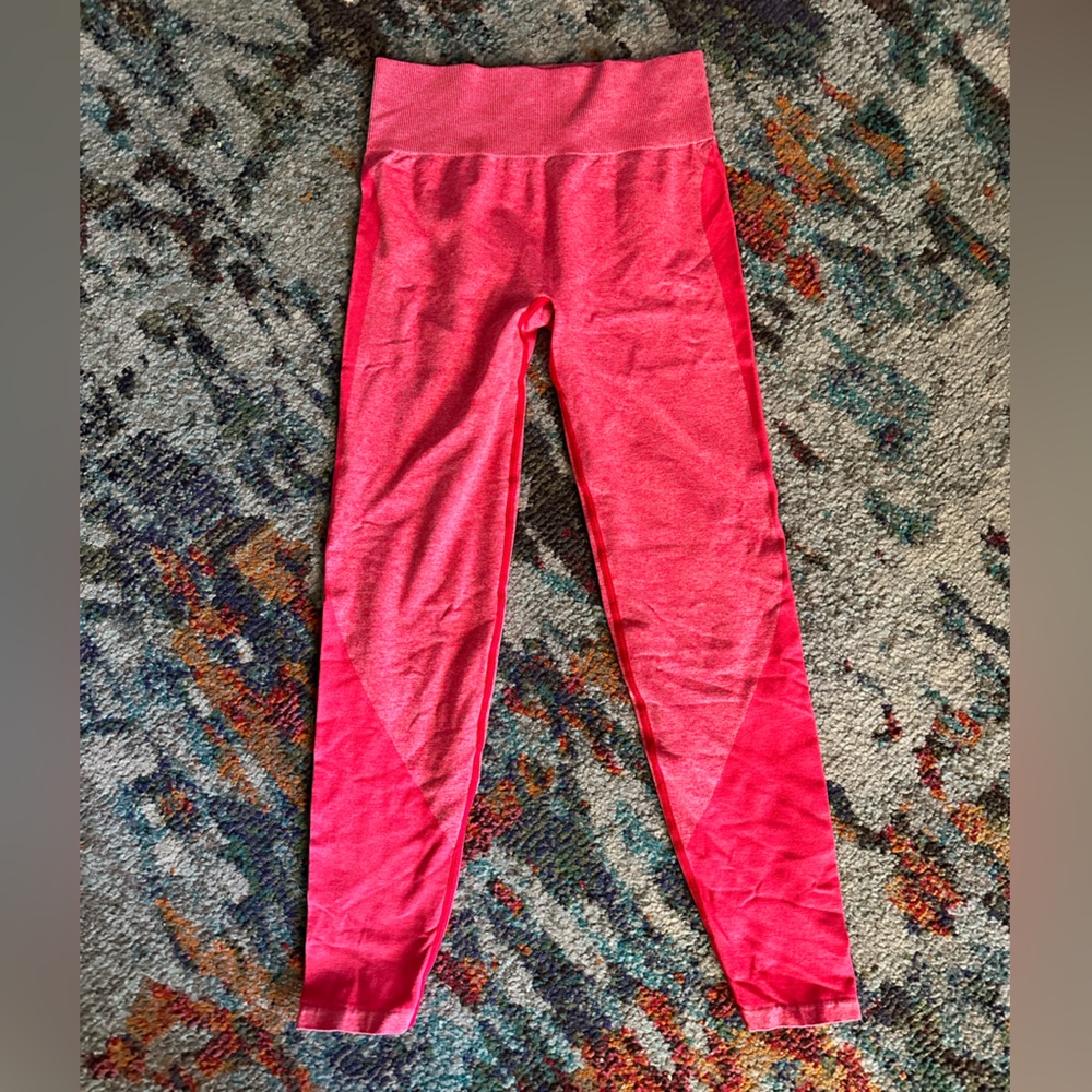 Pink Victoria’s Secret seamless leggings size S